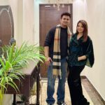 Sugandha Mishra Instagram - 🅗🅐🅟🅟🅨 🅝🅔🅦 🅨🅔🅐🅡 2023 🥳🤩❤️😍 . . #happynewyear #family #vibe #vibes #positivevibes #love #couplegoals Jalandhar, India