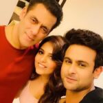 Sugandha Mishra Instagram - Happy Birthday Bhaijaan @beingsalmankhan 🎉❤️🥳 . . . #bestwishes #bhai #bhaijaan #salmankhan #salmankhanbirthday