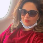Sugandha Mishra Instagram - ❤️❤️❤️ . . #travel #blessed #gig #artistlife #artist #lovemyjob #flight #flightpic #sugandhamishra #udaipur