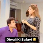 Sugandha Mishra Instagram - #diwalikisafayi #diwali #cleaning #clean #home #lol #sugandhamishra #sanketbhosale
