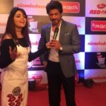 Sugandha Mishra Instagram - Happy Birthday King Khan @iamsrk sir , gem of a person , A True Gentleman ❤️❤️❤️❤️❤️❤️❤️❤️ . . #swipeleft #happybirthday #srk #shahrukhkhan #happybirthdaysrk #happybirthdayshahrukhkhan #pathan #sugandhamishra #throwback #danceplus #bollywood #tkss #lol #love #fan