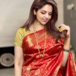Sugandha Mishra Instagram - Happy Karwachauth Pati Dev ❤️😘 . . #swipeleft #karwachauth #karwachauthlook #saree #red #love #powercouple #couplegoals