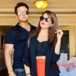 Sugandha Mishra Instagram - Orange is new 🖤 . . #dxb #swipeleft #couplegoals #powercouple #orange #black #orangeisthenewblack #dubai #instapic #pose #love #versace Palazzo Versace Dubai