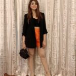 Sugandha Mishra Instagram - Orange is new 🖤 . . #dxb #swipeleft #couplegoals #powercouple #orange #black #orangeisthenewblack #dubai #instapic #pose #love #versace Palazzo Versace Dubai