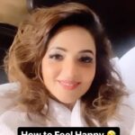 Sugandha Mishra Instagram - How to feel Happy 🤣 #lol #omg #comedyreels #funnyreels #reels #sugandhamishra #trendingreels
