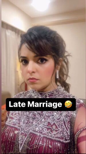 Sugandha Mishra Instagram - #latemarriage #bride #groom #wedding #weddingseason #marriage #marriagejokes #lol #facts #love #sugandhamishra