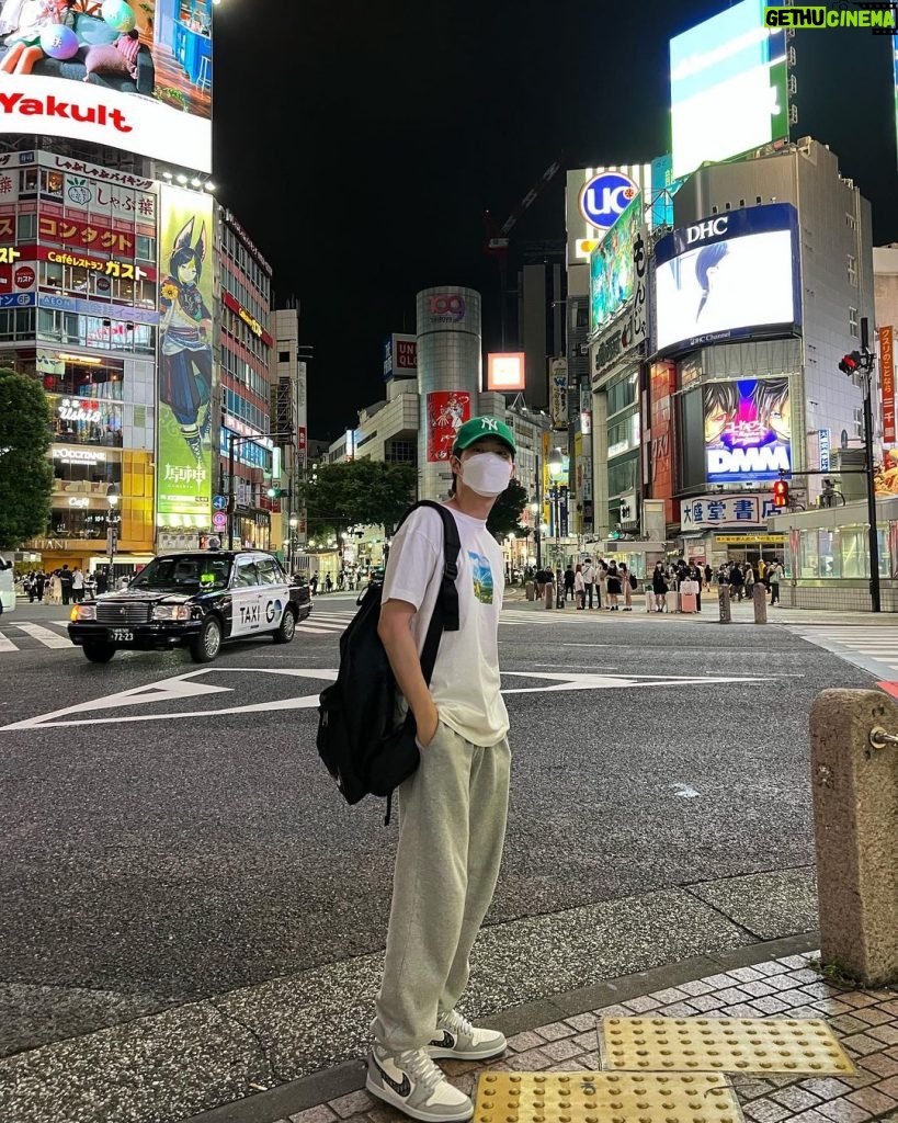 Suho Instagram - Tokyo 이모저모 See you soon!!