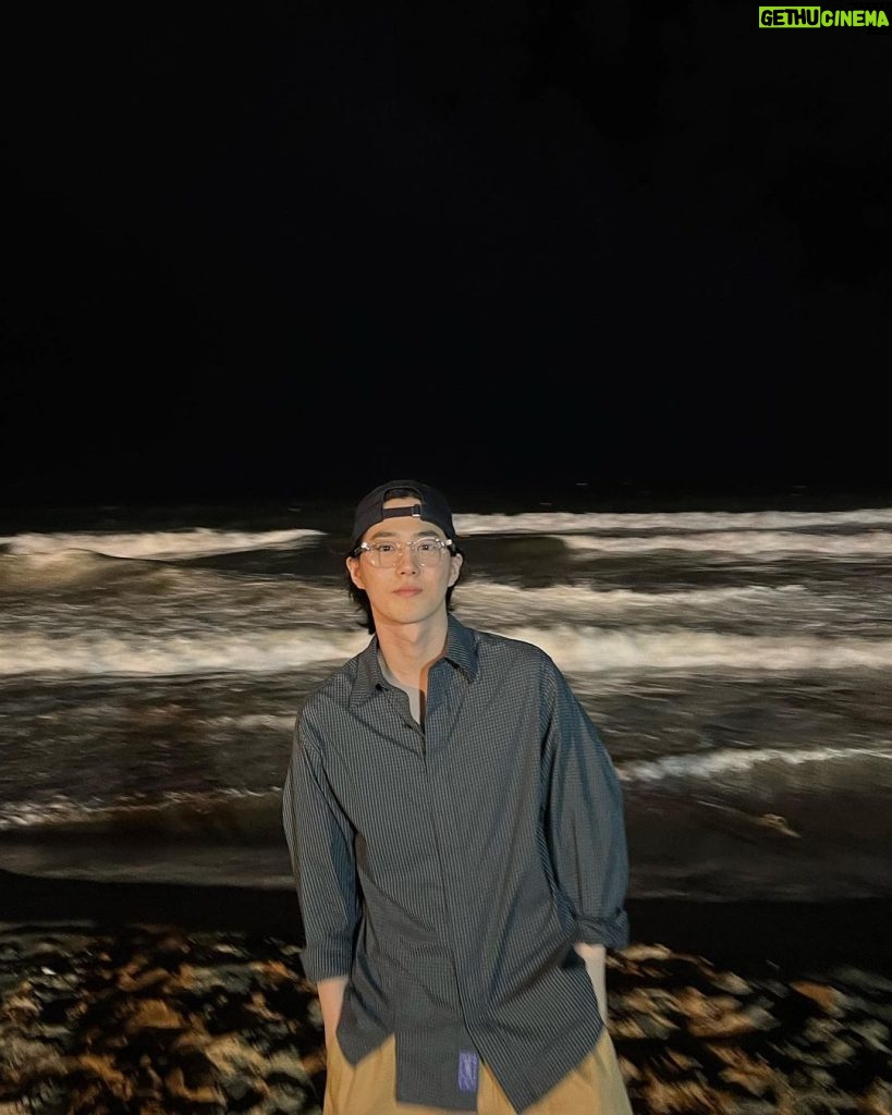 Suho Instagram - 수요일에 수호가🌊