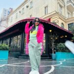 Sujitha Instagram - What a beautiful day☔️ A Colourful picture 💐 And Vibrant Baku.🎉 Here I am in AZERBAIJAN 🇦🇿 #suji #latest #post #holidays