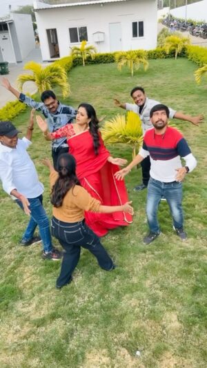 Suma Kanakala Instagram - 💃🏻🕺🏻
.
#Suma #SumaKanakala #Kanakalasuma #Trending #Viral #Dance #dancereels #funnyreels