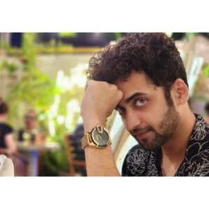 Sumedh Mudgalkar Instagram - Mera mujhse hai pehle ka naata koi.
Nibhaana seekh raha hu. 
Aur har ek seekh ke saath zindagi jeena bhi. ✨