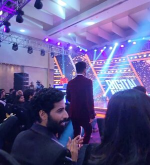 Sumedh Mudgalkar Instagram - First web series i had the privilege to be a part of - Escaype Live. Thanks to @sktorigins for believing in me, for honouring me with something as challenging as Darkie. 🖤
There are moments where i stumble upon my own darkness, but moments like these give me strength to conquer it all and run ahead with speed. The naive kid that dreams in me, needs nothing more. 💯
Its all love, blessings, and goodwill. 
Thank you @iwmbuzz for considering me worthy of it.
Best Actor in a Negative Role in a web series 🏆
(And it sure wasn’t possible without holding on to positivity)
Happy Father’s Day. 🫶🏻