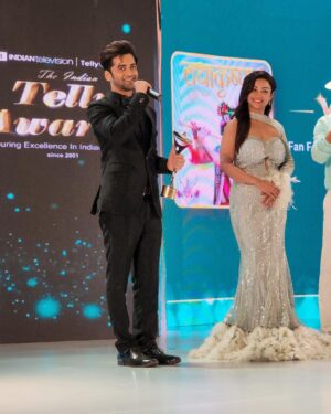 Sumedh Mudgalkar Instagram - What a wonderful night, thank you for having me #TellyAwards2023. 

Fan Fav. Actor - Sumedh Mudgalkar 💫
Fan fav. Show - Radhakrishn 💫

Although i was present at the venue, i was holding it.
It belongs to the entire team without whom I am nothing, and the vast super audience of people who voted, loved and embraced us with our flaws. 

‘This is ours’ ❤️

(Happy Sumedhian’s day in advance) 🤭❤️

@mallika_singh_official_ @sktorigins @kingbasantbhatt @rahultewary @nitin.m.gupta @starbharat @hitenganatra @abd.ur.rahman2122 @kaulritesh @swastikproductions @loknath.pandey @madanbashyal @zalakdesaiii @amitcoolamie (aur bohot saare talented log)