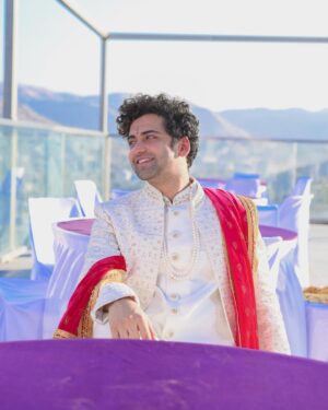 Sumedh Mudgalkar Instagram - We all have the right to shine.
Even on the inside. ✨❤️
.
.
.
.
@kalakar_0055 📸 

Location- @yogvihar_resort