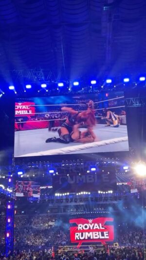 Danielle Moinet Instagram - Been 6 months since I got to kick @natbynature ass in front of 45,000 people…time is flying by this year!
