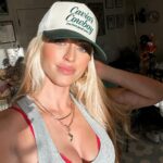 Summer Rae Instagram - golden hour 🤝🏼 grandma’s kitchen Hendersonville, North Carolina