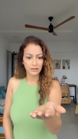 Sunayana Fozdar Instagram - Buri aadat naa lagaye 😂🙏

.
.
.
.
#funnyvideos #comedy #funreels #justforlaughs #funny #funnyreels