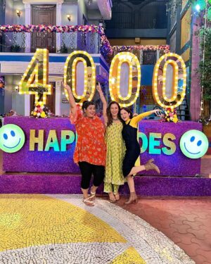 Sunayana Fozdar Instagram - Grateful ,Thankful and Humbled✨🙏#taarakmehtakaooltahchashmah @taarakmehtakaooltahchashmahnfp Completing 4000 Episodes !!!fortunate to be a part of this Journey of winning hearts and making people smile 🫶🥰

Wishes and Love to the Entire Team to all who have contributed in this Journey 🧿 And to our ever Loyal,Loving audience who’ve Loved us like family 🙏