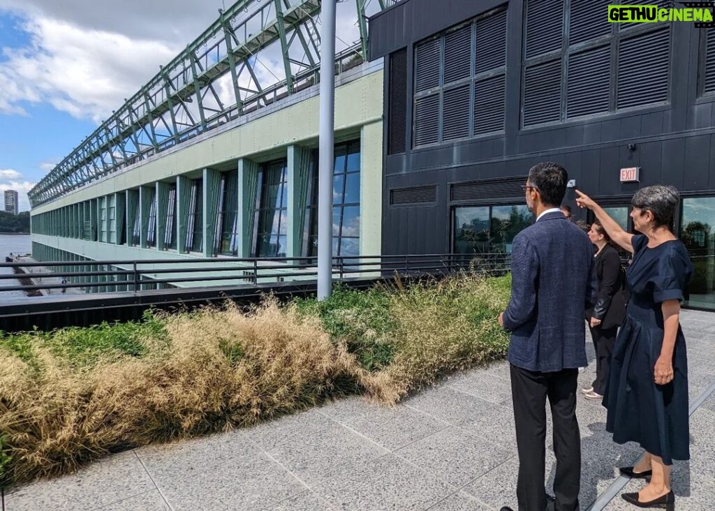 Sundar Pichai Instagram - So happy to be back in #NYC last week for the first time in a long while. Great to spend time with teams there and check out our new office at Pier 57:) #fbf #UNGA New York, New York