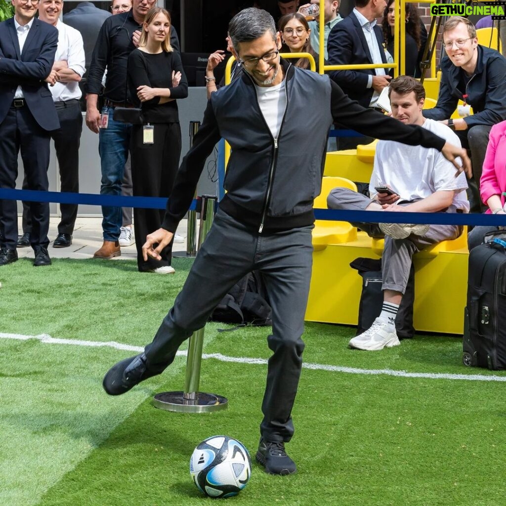 Sundar Pichai Instagram - Excited to have @dfb @dfb_frauenteam join #TeamPixel! Proud to support the German Women's National Team and work together to increase visibility for women's sports. (And thanks for letting me score a goal today:) ⚽ Berlin, Germany