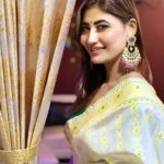 Sunita Gogoi Instagram - Love my Jhumka so a pic was Must 😍 #smilemore