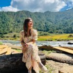 Sunita Gogoi Instagram - There’s no Wi-Fi in d forest,but we surely find real connections.. Connection to ur being,connection with d nature,connection to how blessed we are. #arunachalpradesh #tawang #diary #grateful #travel Dirang, Arunachal Pradesh, India