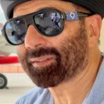 Sunny Deol Instagram - Tough times create great men! Come on #TeamIndia we are all with you! Let’s Bring the Cup Home 🏆🏆🇮🇳🇮🇳 #worldcup2023 #cwc23 #indvsaus #India #cricket