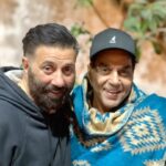 Sunny Deol Instagram - Papa and me Jan 24 2023.