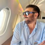 Sunny Deol Instagram - The blue eyed boy! Basking in the #Gadar2 Sun!
