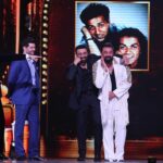Sunny Deol Instagram - All smiles…. Forever! Some moments from #ZeeCineAwards Night, was fun and emotional to recreate memories and be all on the stage TOGETHER and celebrate us!! ❤️❤️❤️ Congratulations to Bob and Rajveer, proud moment for all of us.