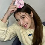 Supassra Thanachat Instagram - You glow differently when you’re actually happy.💘🌈 #แป้งเปลึ่ยนผิว หน้าไม่ดรอประหว่างวัน แถมคุมมันทั้งวันก็เอาอยู่ ☀️ เก้าพกติดกระเป๋าไปด้วยทุกที่! ช็อปได้ที่ @cute_press💖 ทุกสาขาทั่วประเทศและตัวแทนจำหน่าย!🛒 #CutePress #แป้งเปลี่ยนผิว #สวยได้ในตลับเดียวกัน