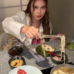 Supassra Thanachat Instagram - แวะมาอุดหนุนเพื่อนค้าบ อร่อยสุดใจ ต้องมาซ้ำ!! 🥹😋🐮🥩 @shoutaianshabu @mimimayah 🍒 Shoutaian Shabu