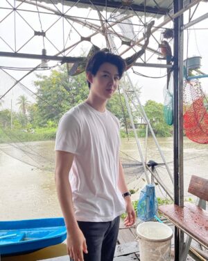 Suppapong Udomkaewkanjana Instagram - สำหรับหลังจากฝนตกวันนี้แล้วว่าง #Saint_sup #MingEr