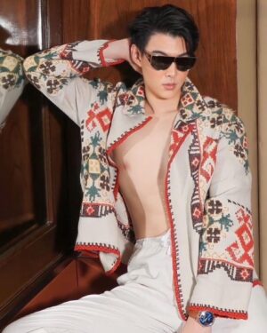 Suppapong Udomkaewkanjana Instagram - 25🐉 #Saint_sup #MingEr #issuethailand