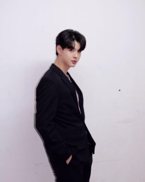 Suppapong Udomkaewkanjana Instagram - 🐉 #Saint_sup #MingEr