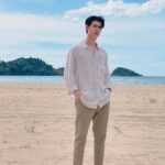 Suppapong Udomkaewkanjana Instagram - ทะเลยังมีคลื่น ชีวิตคงชื่นมื่นถ้ามีเธอ #Saint_sup #MingEr