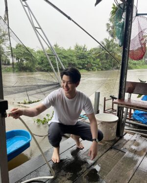 Suppapong Udomkaewkanjana Instagram - สำหรับหลังจากฝนตกวันนี้แล้วว่าง #Saint_sup #MingEr