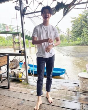 Suppapong Udomkaewkanjana Instagram - สำหรับหลังจากฝนตกวันนี้แล้วว่าง #Saint_sup #MingEr