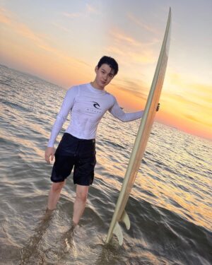 Suppapong Udomkaewkanjana Instagram - มีใครไปดู helper แต๊งค์แล้วบ้าง 
#DeathisAllAround 
#อยากตายอย่าตาย 
#Saint_sup #MingEr