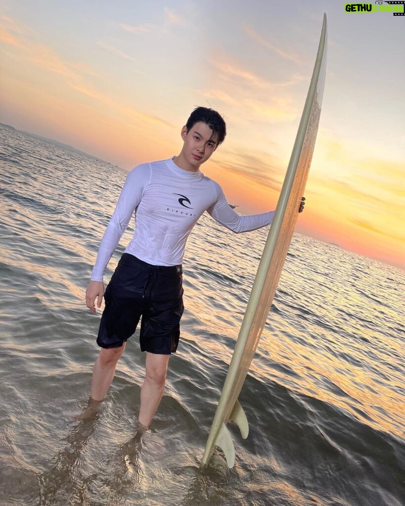 Suppapong Udomkaewkanjana Instagram - มีใครไปดู helper แต๊งค์แล้วบ้าง #DeathisAllAround #อยากตายอย่าตาย #Saint_sup #MingEr