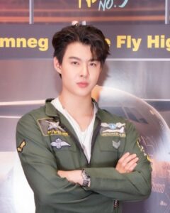 Suppapong Udomkaewkanjana Instagram - 🛩️ #Saint_sup #MingEr