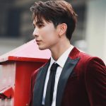 Suppasit Jongcheveevat Instagram - White or Red 🤍❤️
