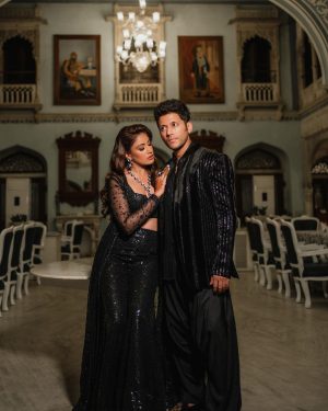 Surbhi Chandna Instagram - Sufiyana Shaam 
Sufiyana Andaaz

Mehfil- e- Qawali was that one evening i and Karan were most looking forward to and it was nothing less than surreal with us exchanging rings and dancing our hearts out 

Photographer @jodiclickers.co 

Surbhi & Karan wearing @sawangandhiofficial 
Jewels : @popley.eternal
On the Feet : @pabishfootwears 
Stylist: @stylebysaachivj
Styling Team: @styledbynikinagda @sanzimehta777
Styling intern: @muskaanparakh
Glam @makeupbypratiba & team 

That Pillar Always 🤎 @pranavi_chandna
Event planners @intimateaffairsbyrt 

#sukar #estd2010