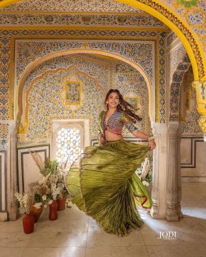 Surbhi Chandna Instagram - Mohabbat Hui
Teri Yaadon Se Bhi 
Mere Haathon Pe Haa 
Tera Naam Likha..

Photographer @jodiclickers.co 
Mehndi By @bridalmehndiqueen 

Surbhis Stying & Designers Column

Outfit: @labelnitibothra
Pr: @wedding_trip_
Nath : @mortantra
Earrings & kadas: @azotiique
On the Feet: @urbanswayofficial @spiffypublicrelations
Stylist: @stylebysaachivj
Styling Team: @styledbynikinagda @sanzimehta777
Styling intern: @muskaanparakh
Glam @makeupbypratiba & team

Karans Styling& Designers Column 
Outfit @kalpraag @oakpinionpr
Style Consultant & PR @pranavi_chandna
 
Publicist @planetmediapr @nidhig14

Event planners @intimateaffairsbyrt 

#sukar #estd2010
