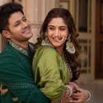 Surbhi Chandna Instagram - Mohabbat Hui Teri Yaadon Se Bhi Mere Haathon Pe Haa Tera Naam Likha.. Photographer @jodiclickers.co Mehndi By @bridalmehndiqueen Surbhis Stying & Designers Column Outfit: @labelnitibothra Pr: @wedding_trip_ Nath : @mortantra Earrings & kadas: @azotiique On the Feet: @urbanswayofficial @spiffypublicrelations Stylist: @stylebysaachivj Styling Team: @styledbynikinagda @sanzimehta777 Styling intern: @muskaanparakh Glam @makeupbypratiba & team Karans Styling& Designers Column Outfit @kalpraag @oakpinionpr Style Consultant & PR @pranavi_chandna Publicist @planetmediapr @nidhig14 Event planners @intimateaffairsbyrt #sukar #estd2010