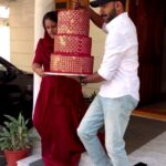 Swasika Instagram - Eight tier wedding cake We made this wedding cake for our @swasikavj @premjacob06 wedding. . . . #swasika #swasikavj #swasikavijay #ps4 #ps4 #ps RECCAA Club