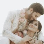 Swasika Instagram - A successful marriage requires falling in love many times, always with the same person ✨ We think they have fallen in love thousands of times already 😌 @swasikavj @premjacob06 . . Music director : @goutham_vincent All event credits goes to : @oyster_events_ Videography : @amalsivadas . . #swasika #swasikavj #swasika_diehard_fans #swasika_vj_aksfa #swasik #swasika #new #trending #sureshgopi #wedding #superb #suggestions #explore #swasikawedding #trending #instavideo #soohappy #married Cherai Beach, Kochi