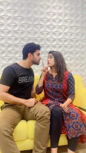 Swasika Instagram - ഇത് ഒരു നടപടി ആകില്ല 😏

Video idea @lakshmysanju 😀

#ps4ever #malayalam #funny #loveislove #right #story #réel #fun