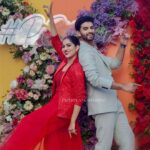 Swasika Instagram - The beginning of forever ! Mua : @abilashchickumakeupartist Swasikas Costume: @thantrek.design.couture Prem's Costume: @men_in_q_wedding Styling: @amal_gop Photography: @paper_plane_wedding Events : @pakyoweddings #ps4ever #swasikavj #premjacob #swasamay #swasika #prem #cocktailparty