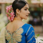 Swasika Instagram - Bride @swasikavj Styling @nithinsuresh_su Mua @shimila_makeupstories_ Blouse @minnaram_designer_boutique Set saree @ar_handlooms_kuthampully Vediography @stories_by_daxo #swasikavj -#wedding #styling #styledbynithinsuresh Kochi Kerela, India